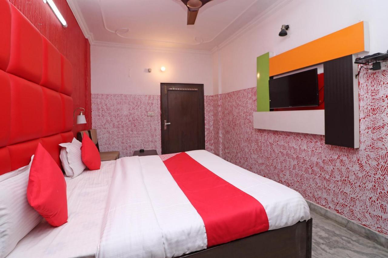 Oyo 29304 Hotel Pooja Yamunānagar Exterior foto